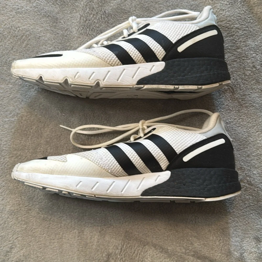 Adidas ZX 1K Boost White Black Running Shoe Sz 10